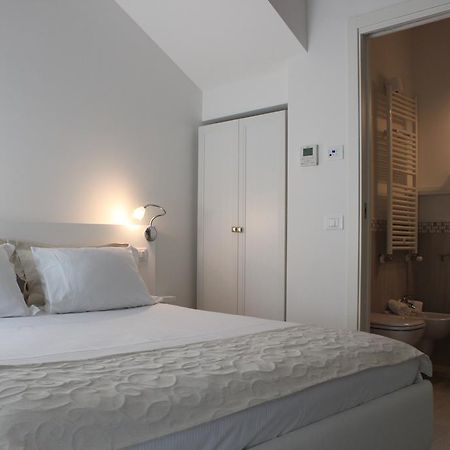 Punto 41 Hotel Peschiera del Garda Eksteriør billede