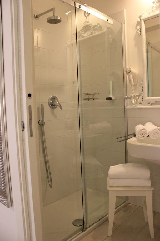 Punto 41 Hotel Peschiera del Garda Eksteriør billede